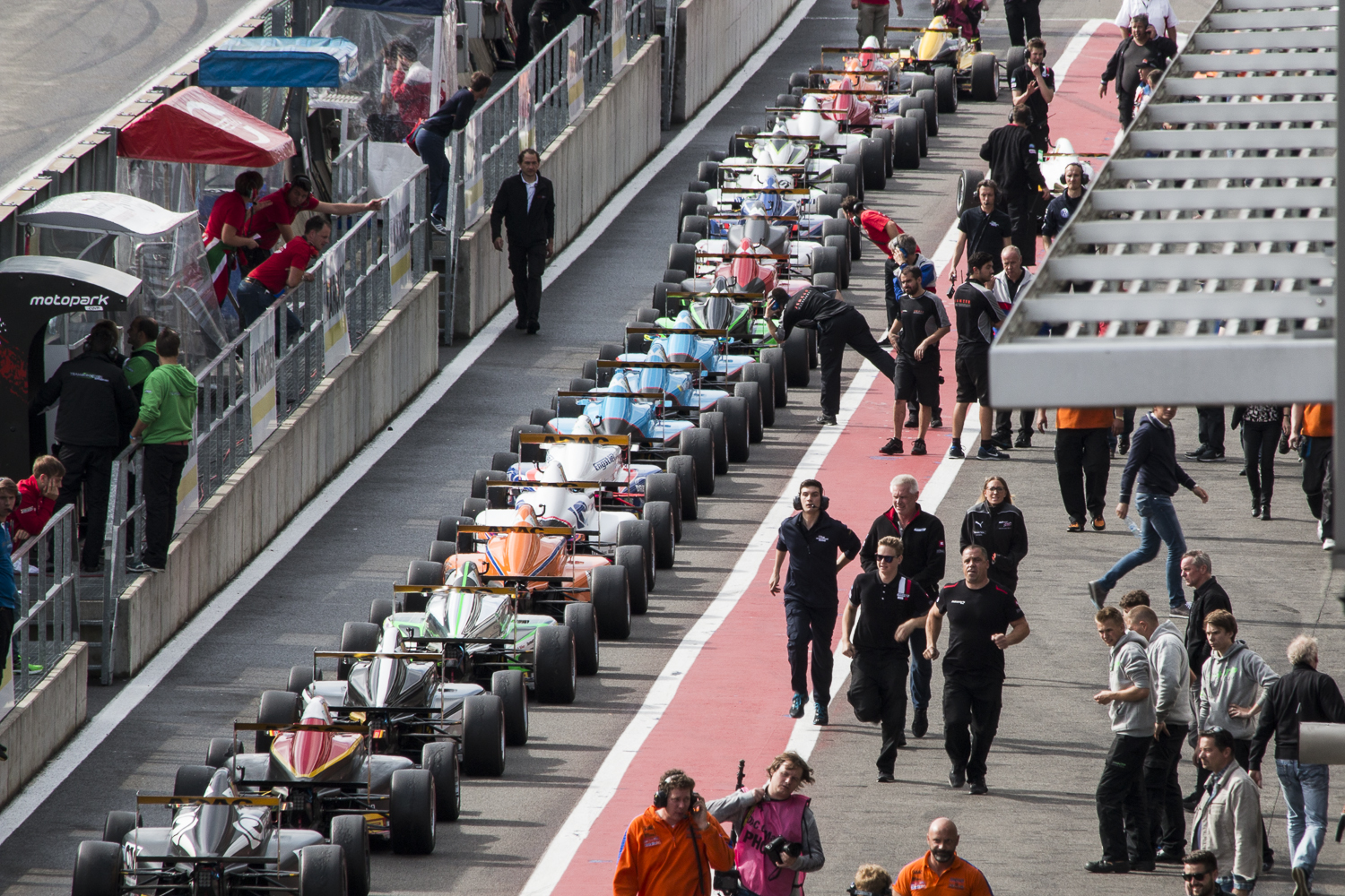 ADAC GT masters 2015 03